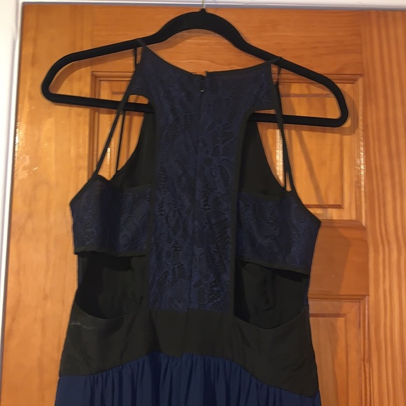 Dress - Picture 8 of 15